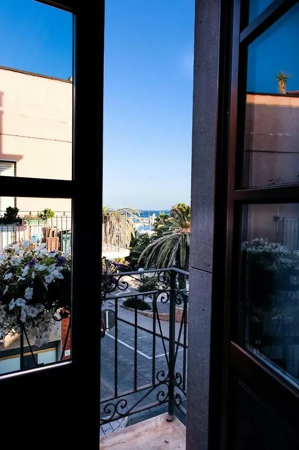 B&B Il Porticciolo بورتوسكوسو 0*,